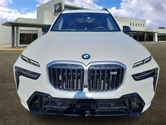 new 2025 BMW X7 car, priced at $119,350