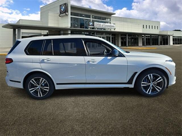 new 2025 BMW X7 car, priced at $119,350