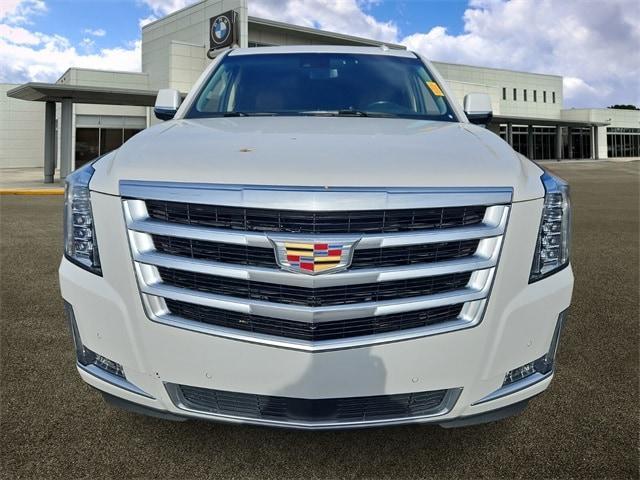 used 2020 Cadillac Escalade car, priced at $39,991