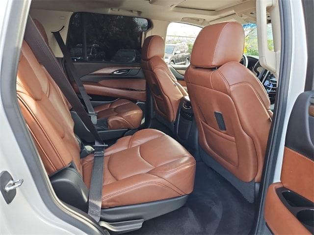 used 2020 Cadillac Escalade car, priced at $39,991