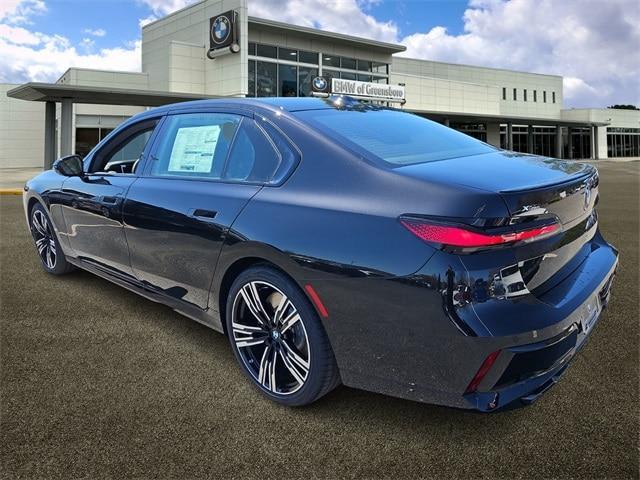 new 2025 BMW 760 car, priced at $129,700