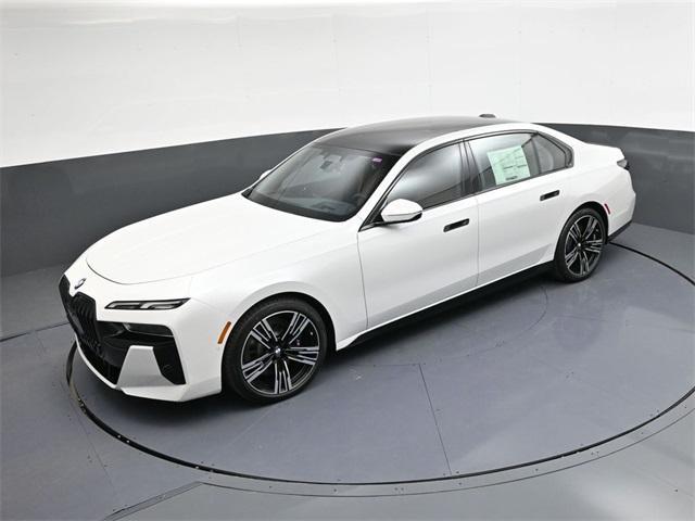 new 2025 BMW 760 car, priced at $129,750