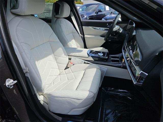 new 2025 BMW i7 car, priced at $113,380