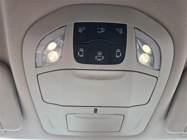 used 2023 Chrysler Pacifica car, priced at $21,991