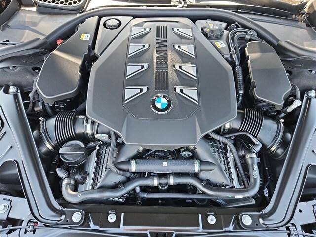 new 2025 BMW 760 car, priced at $130,850