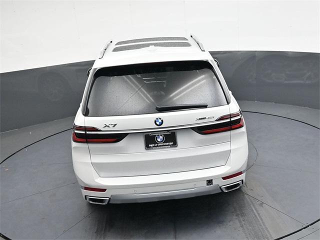 new 2026 BMW X7 car, priced at $100,475