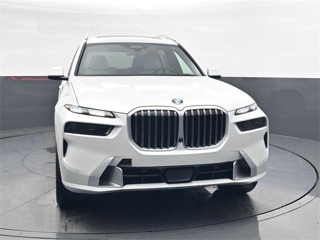 new 2026 BMW X7 car, priced at $100,475