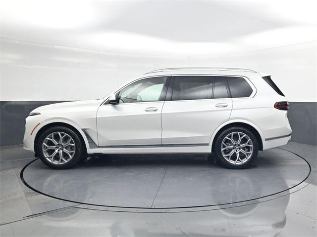 new 2026 BMW X7 car, priced at $100,475