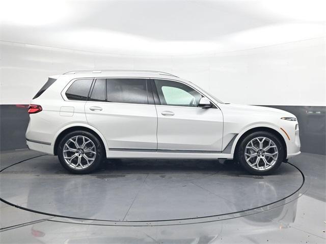 new 2026 BMW X7 car, priced at $100,475