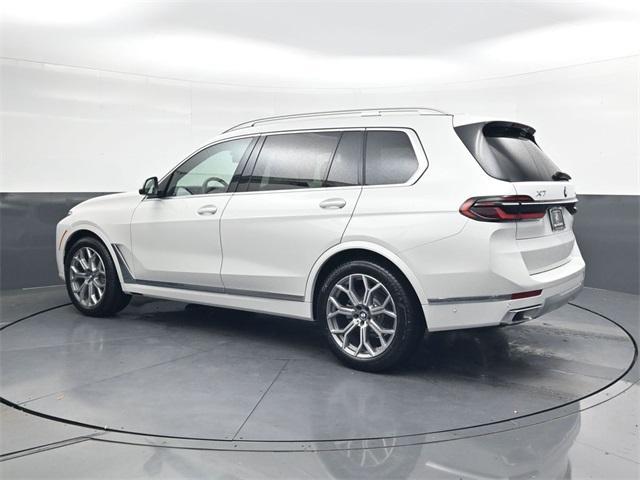 new 2026 BMW X7 car, priced at $100,475