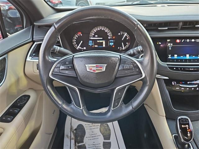 used 2017 Cadillac XT5 car, priced at $16,499