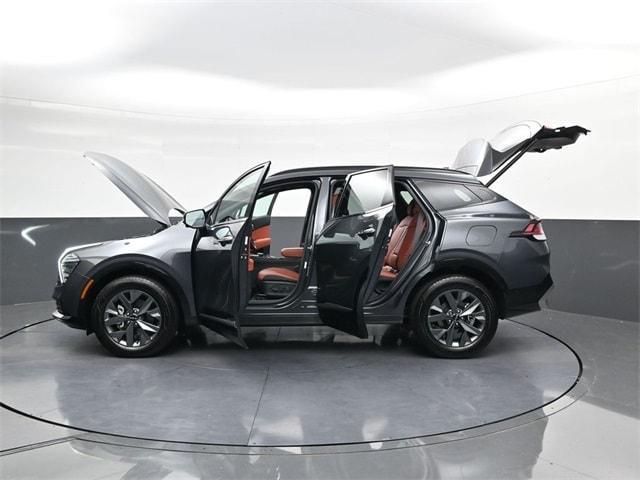 used 2024 Kia Sportage Hybrid car, priced at $33,500