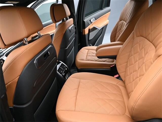 new 2026 BMW X7 car, priced at $98,725