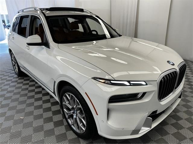 new 2025 BMW X7 car, priced at $92,035