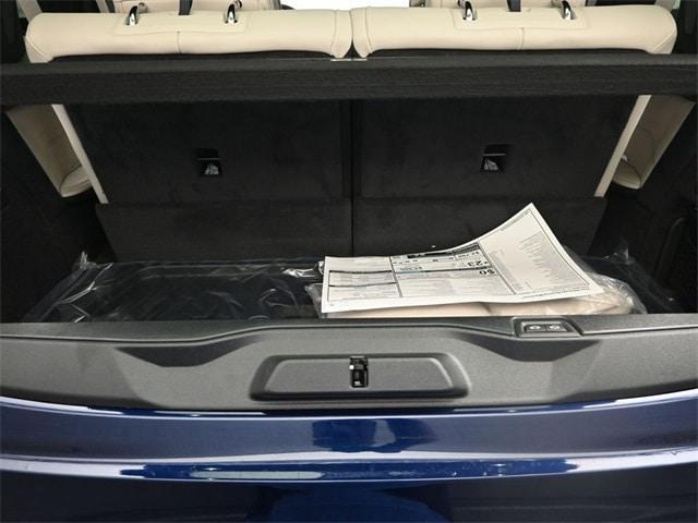 new 2026 BMW X7 car, priced at $106,825