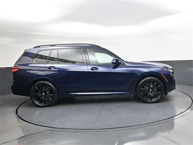 new 2026 BMW X7 car, priced at $106,825