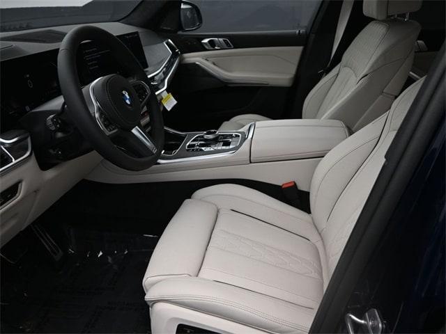 new 2026 BMW X7 car, priced at $106,825