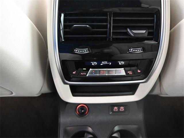 new 2026 BMW X7 car, priced at $106,825