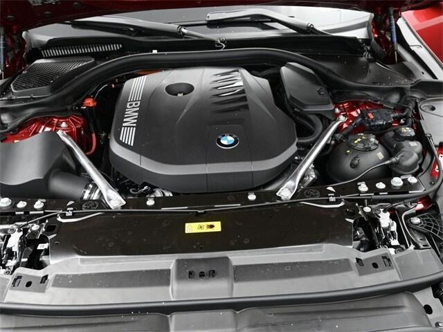 new 2025 BMW 550e car