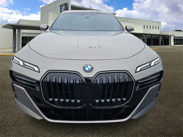 new 2025 BMW 760 car, priced at $129,980