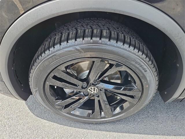used 2023 Volkswagen Tiguan car, priced at $26,308