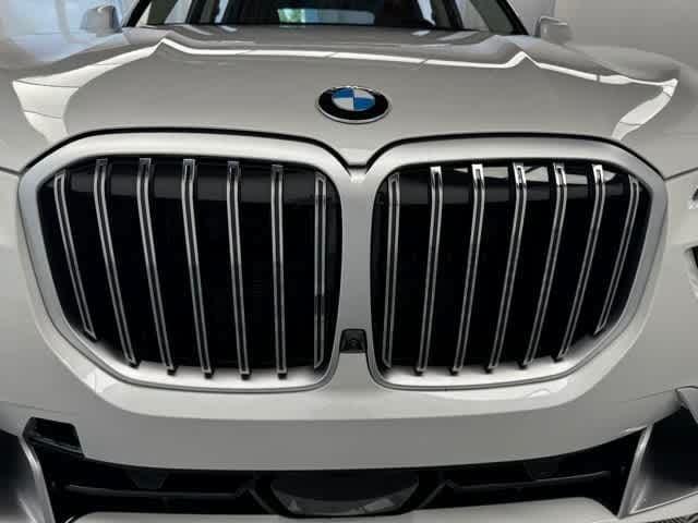 new 2025 BMW X7 car, priced at $93,475