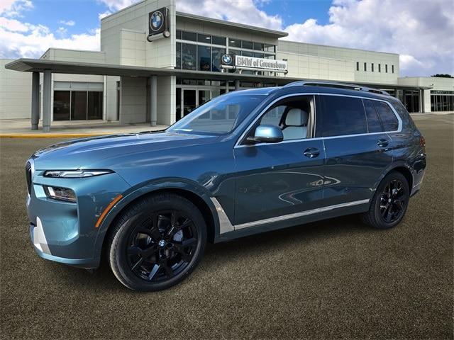 new 2025 BMW X7 car, priced at $95,400