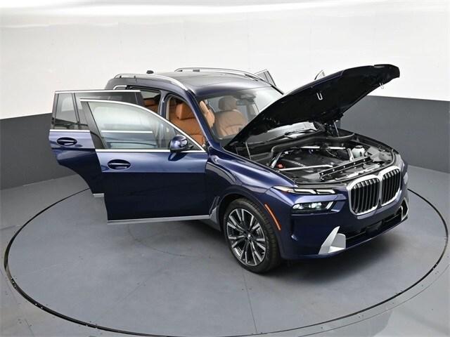 new 2026 BMW X7 car, priced at $97,405