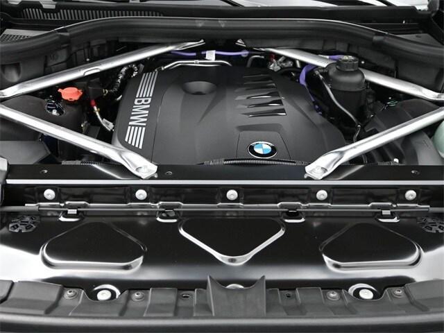 new 2026 BMW X7 car, priced at $97,405