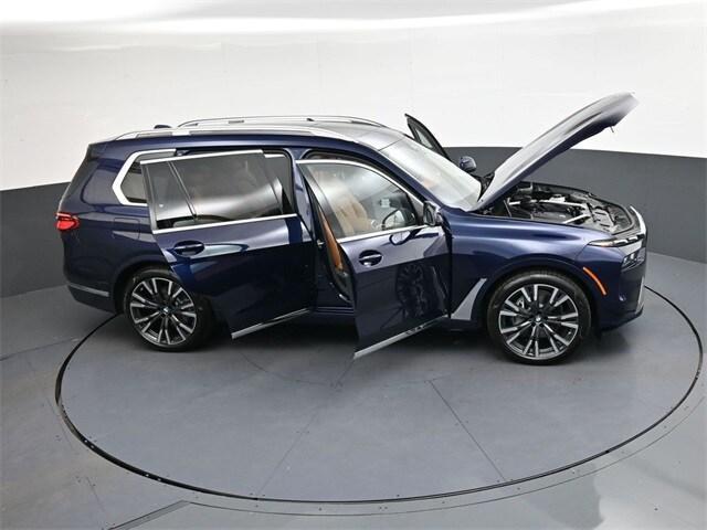 new 2026 BMW X7 car, priced at $97,405
