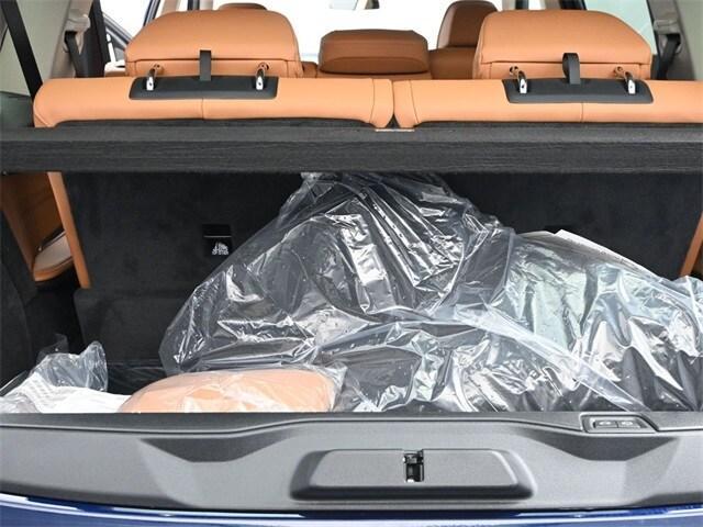 new 2026 BMW X7 car, priced at $97,405