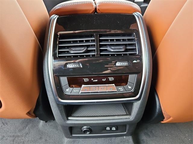 new 2026 BMW X7 car, priced at $122,355