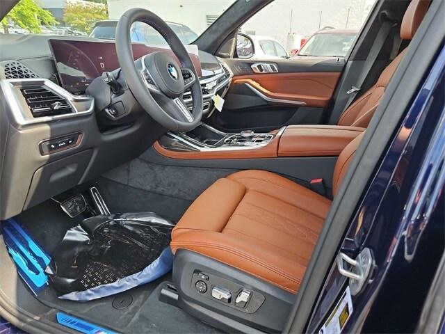 new 2026 BMW X7 car, priced at $122,355