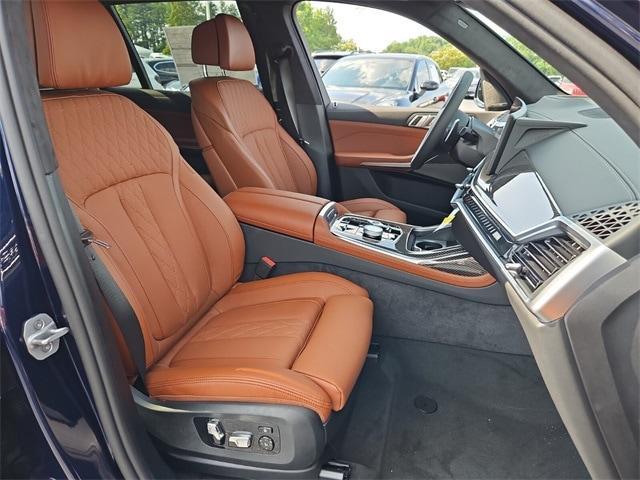 new 2026 BMW X7 car, priced at $122,355