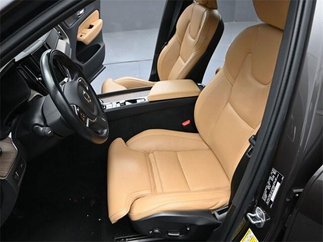 used 2022 Volvo XC60 car, priced at $30,900