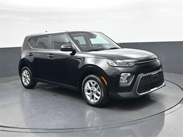 used 2022 Kia Soul car, priced at $18,130