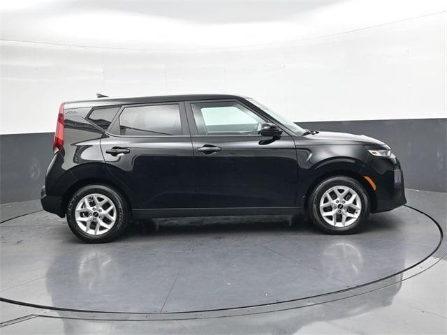 used 2022 Kia Soul car, priced at $18,130