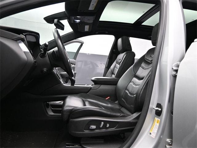 used 2017 Cadillac XT5 car, priced at $17,800