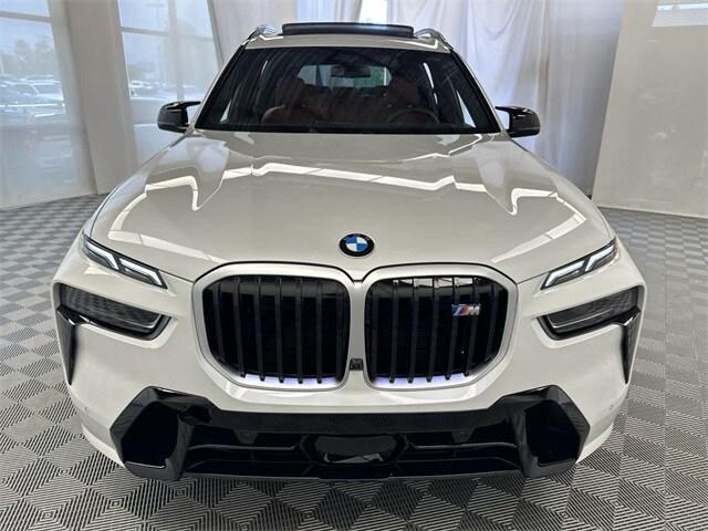 new 2025 BMW X7 car, priced at $117,585