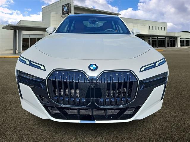 new 2025 BMW 760 car, priced at $129,980