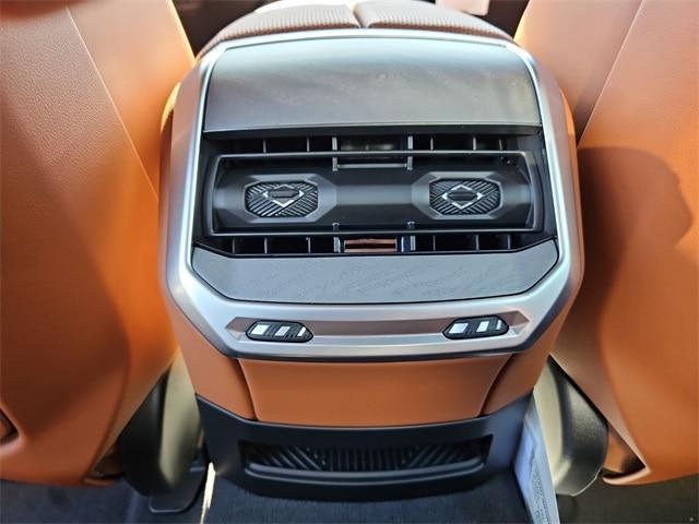 new 2025 BMW 760 car, priced at $129,980