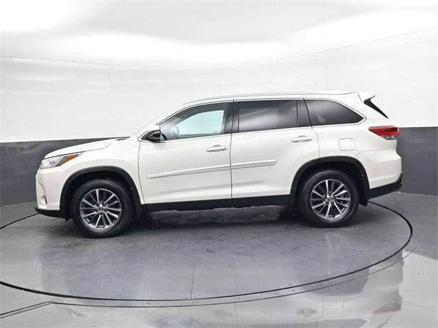 used 2019 Toyota Highlander car, priced at $30,421