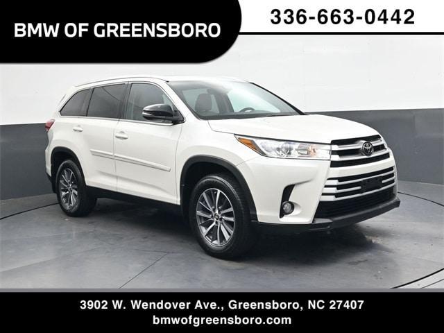 used 2019 Toyota Highlander car, priced at $30,421