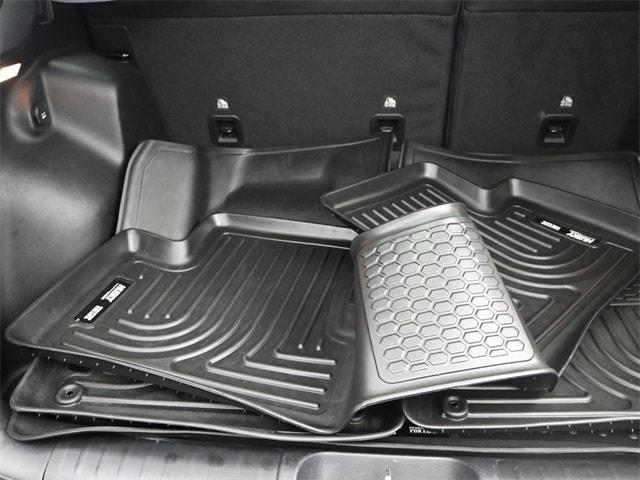 used 2021 Jeep Cherokee car, priced at $20,919