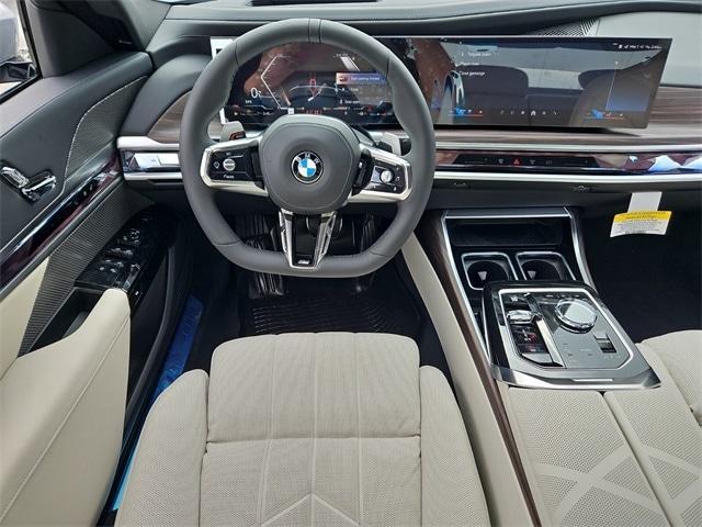 new 2025 BMW 760 car, priced at $132,600