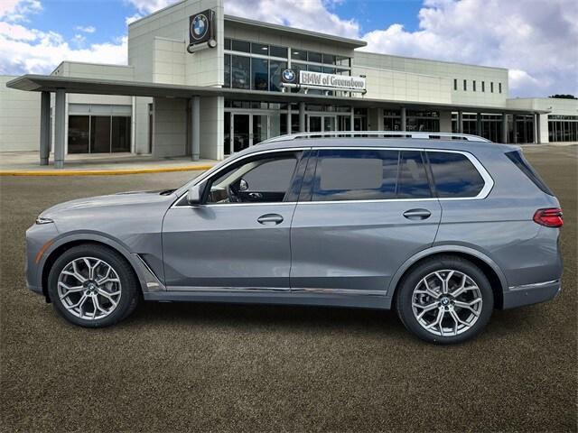 new 2025 BMW X7 car, priced at $96,010