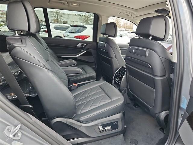 new 2025 BMW X7 car, priced at $96,010