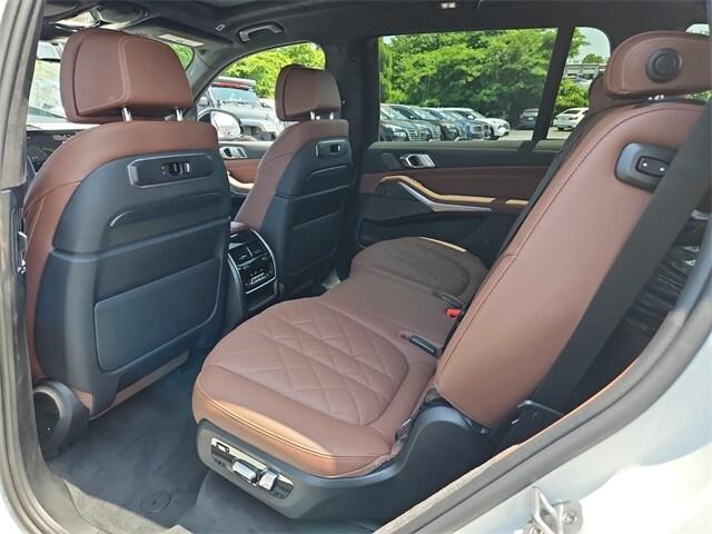 new 2026 BMW X7 car, priced at $98,275