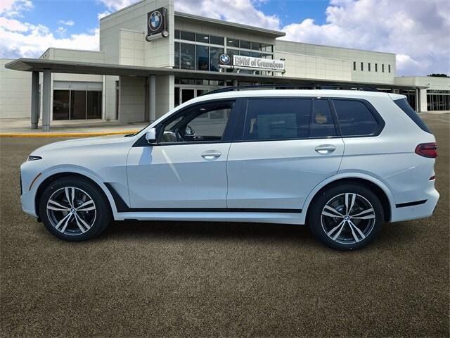 new 2026 BMW X7 car, priced at $98,275