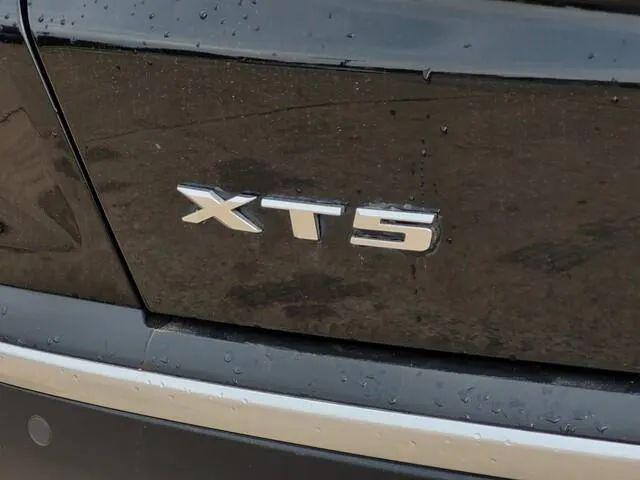used 2018 Cadillac XT5 car, priced at $19,565